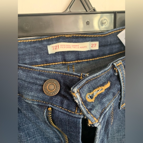 Levi’s 721 High Rise Skinny - Picture 4 of 4